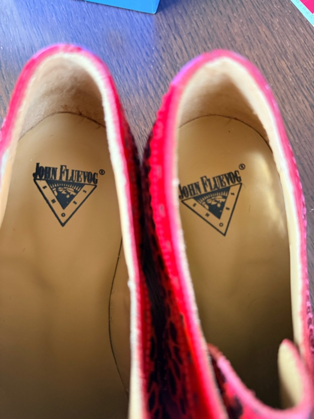 John Fluevog Rosamund heels in Burgundy, size 7. Never worn. - Picture 9 of 11